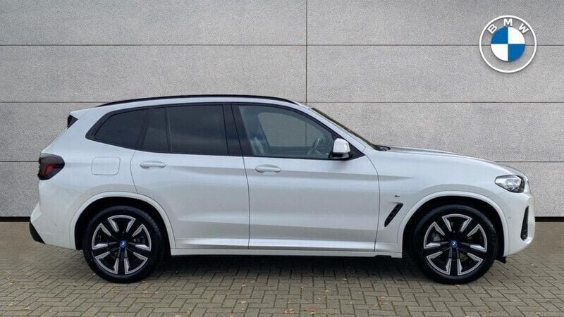 Used BMW iX3 M Sport 207 kW (282 HP) 2024 White SUV