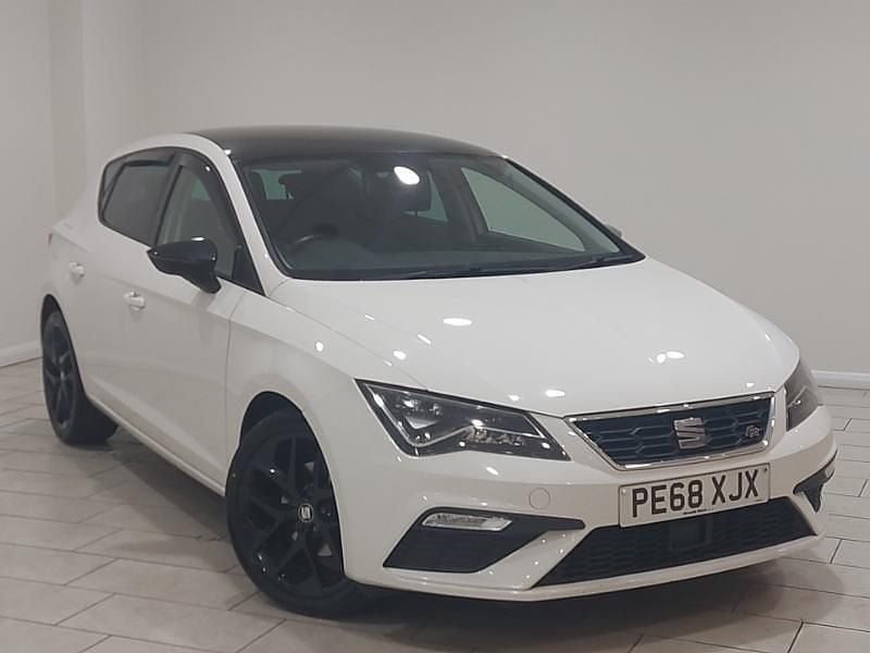 Used Seat Leon FR 125 HP (91 kW) 2018 White Hatchback