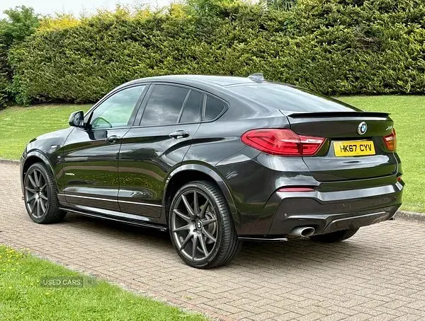 Usado BMW X4 M Sport 190 HP (139 kW) 2017 Cinzento SUV