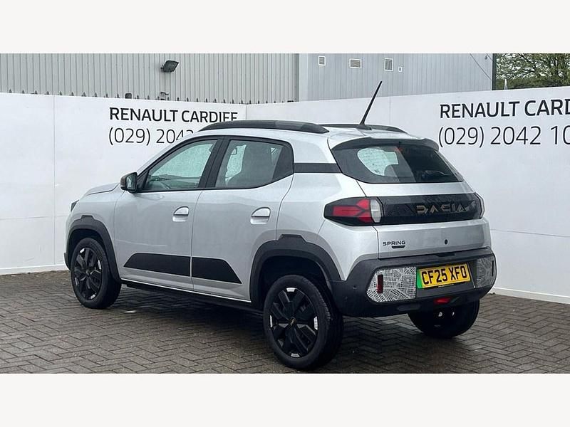 New Dacia Spring Extreme 47 kW (65 HP) 2025 Hatchback