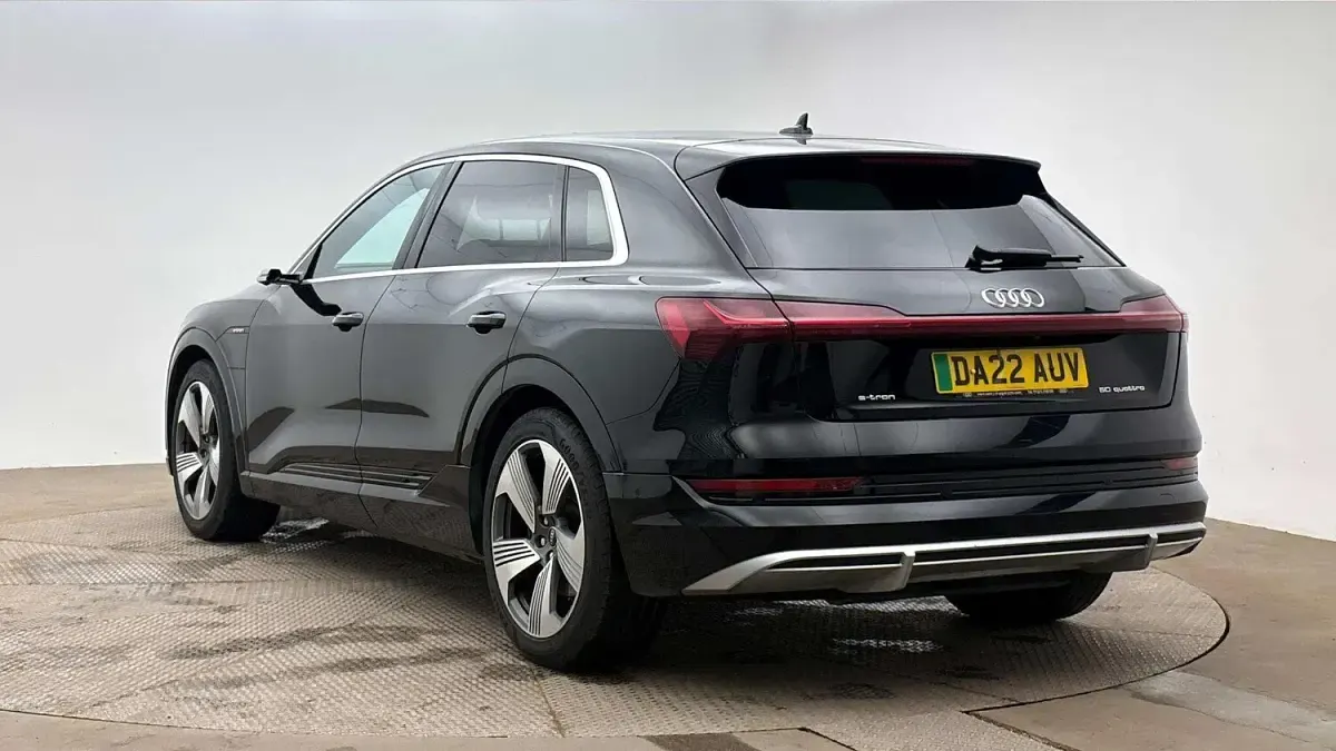 Used Audi e-tron S-Line 230 kW (313 HP) 2022 Black SUV
