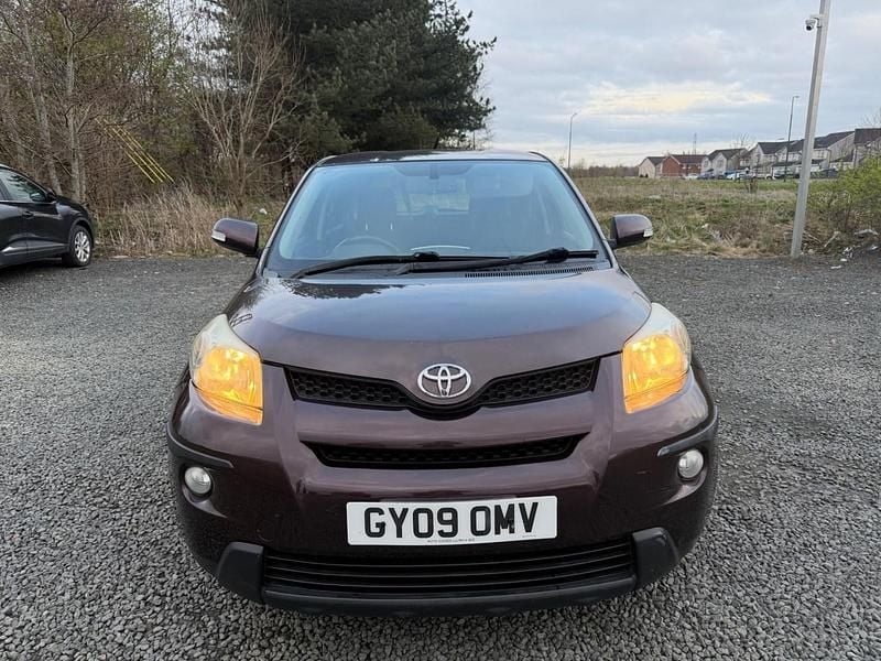 Used Toyota Urban Cruiser 2009 Purple Hatchback