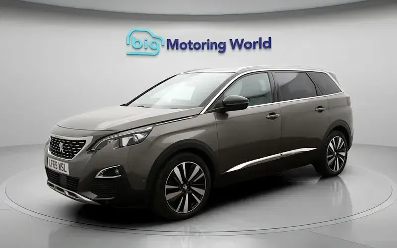 Used Peugeot 5008 Premium 131 HP (96 kW) 2019 Grey SUV
