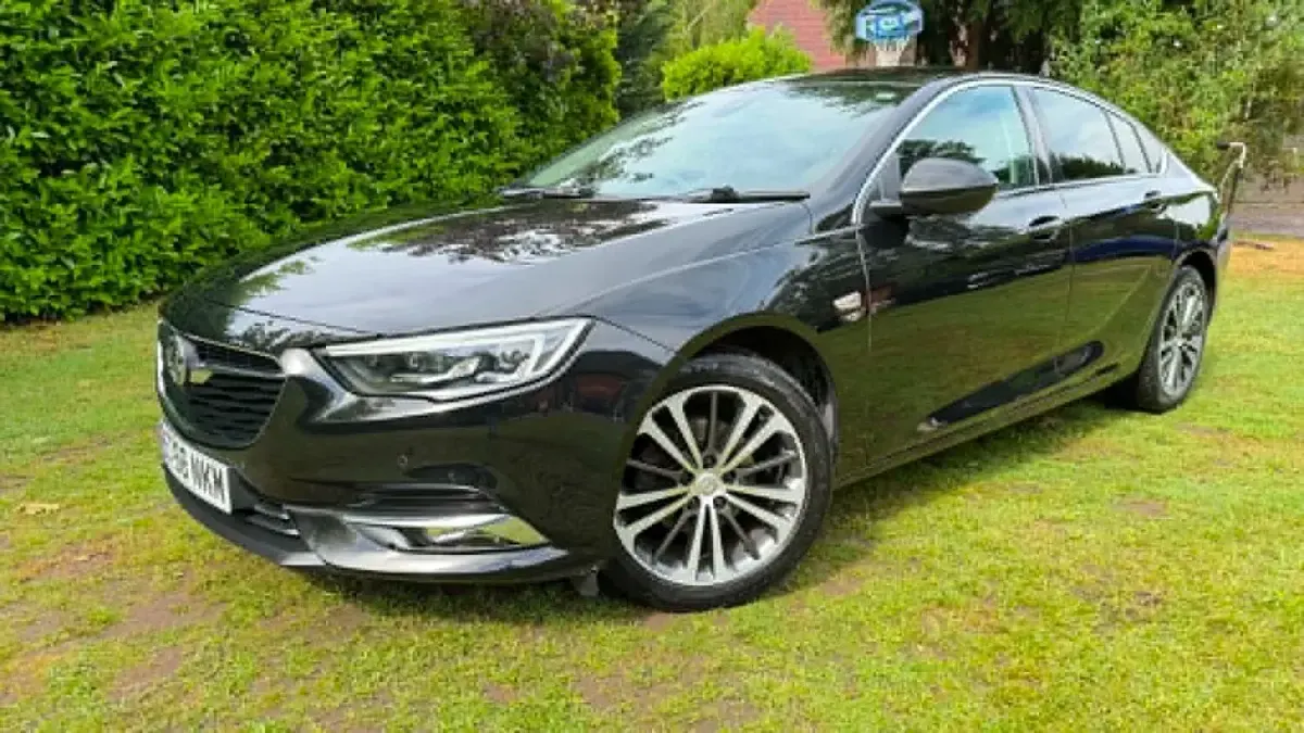 Used Vauxhall Insignia Elite 165 HP (121 kW) 2019 Black Hatchback