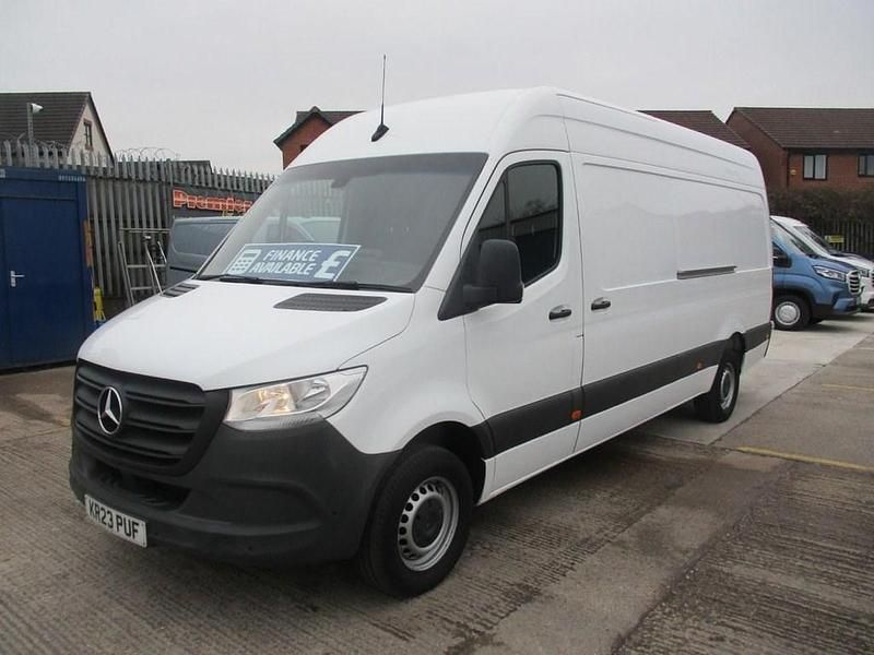 Used Mercedes Sprinter Progressive 150 HP (110 kW) 2023 White Van