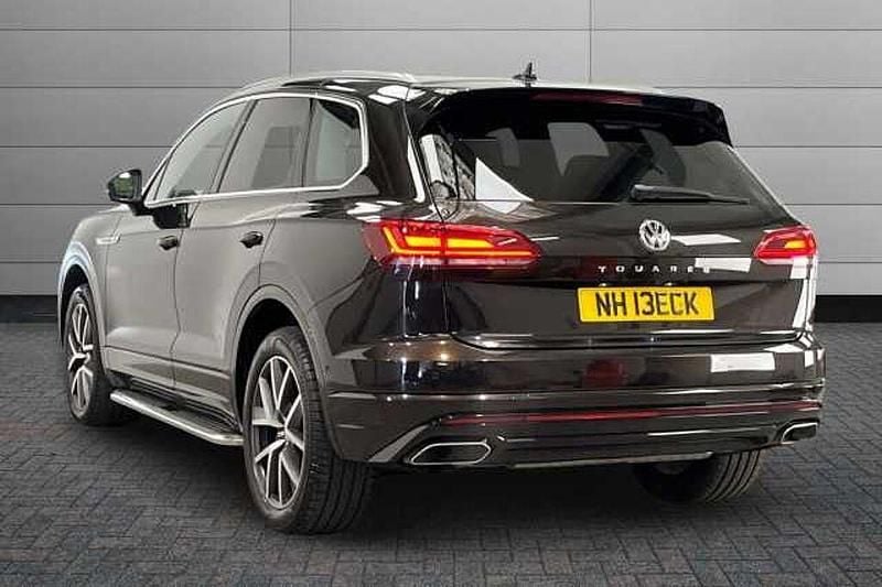 Used VW Touareg R-line 286 HP (210 kW) 2019 Tamarind brown SUV