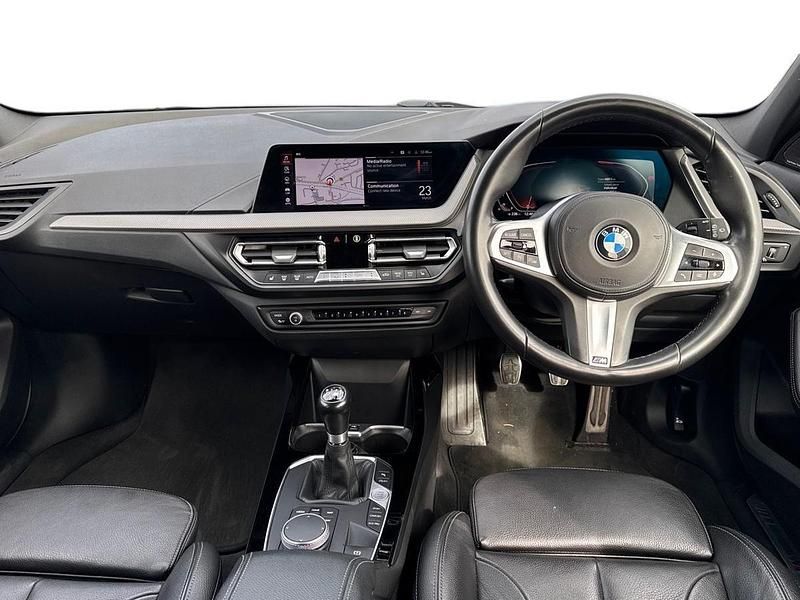 Used BMW 118 M Sport 138 HP (101 kW) 2020 Black Hatchback