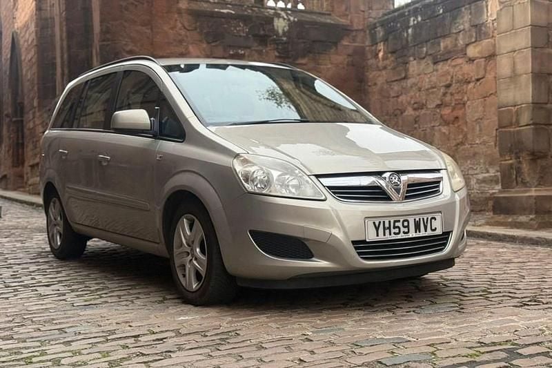 Silver Used 2009 Vauxhall Zafira MPV | £1,650 (Good price) - Image 1/1