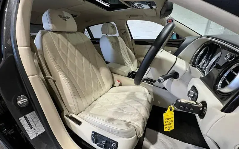 Used Bentley Flying Spur 507 HP (372 kW) 2015 Grey Sedan