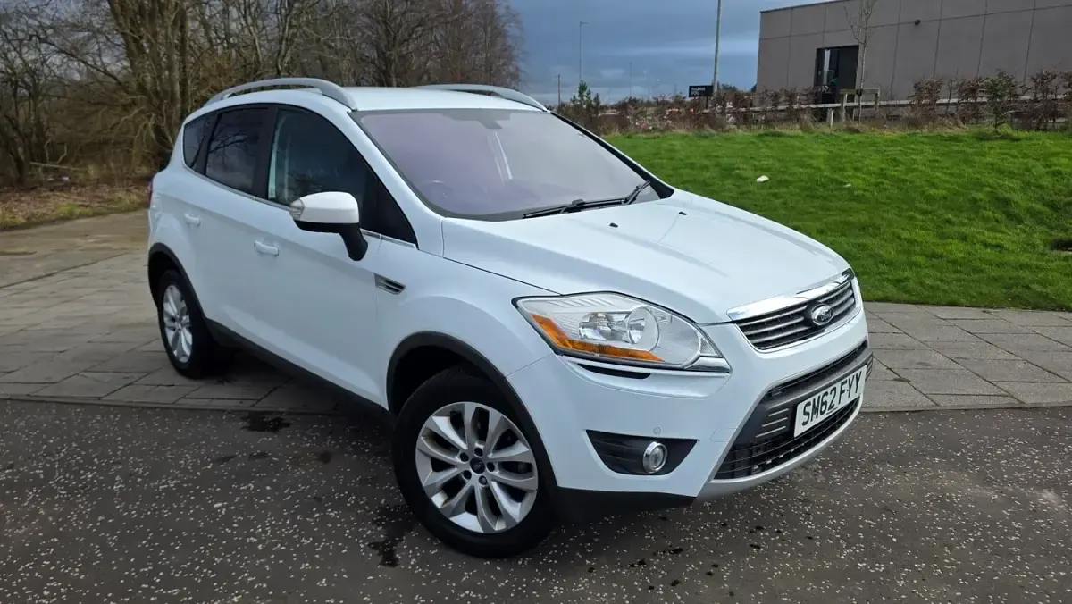 Used Ford Kuga Titanium 163 HP (119 kW) 2013 White SUV