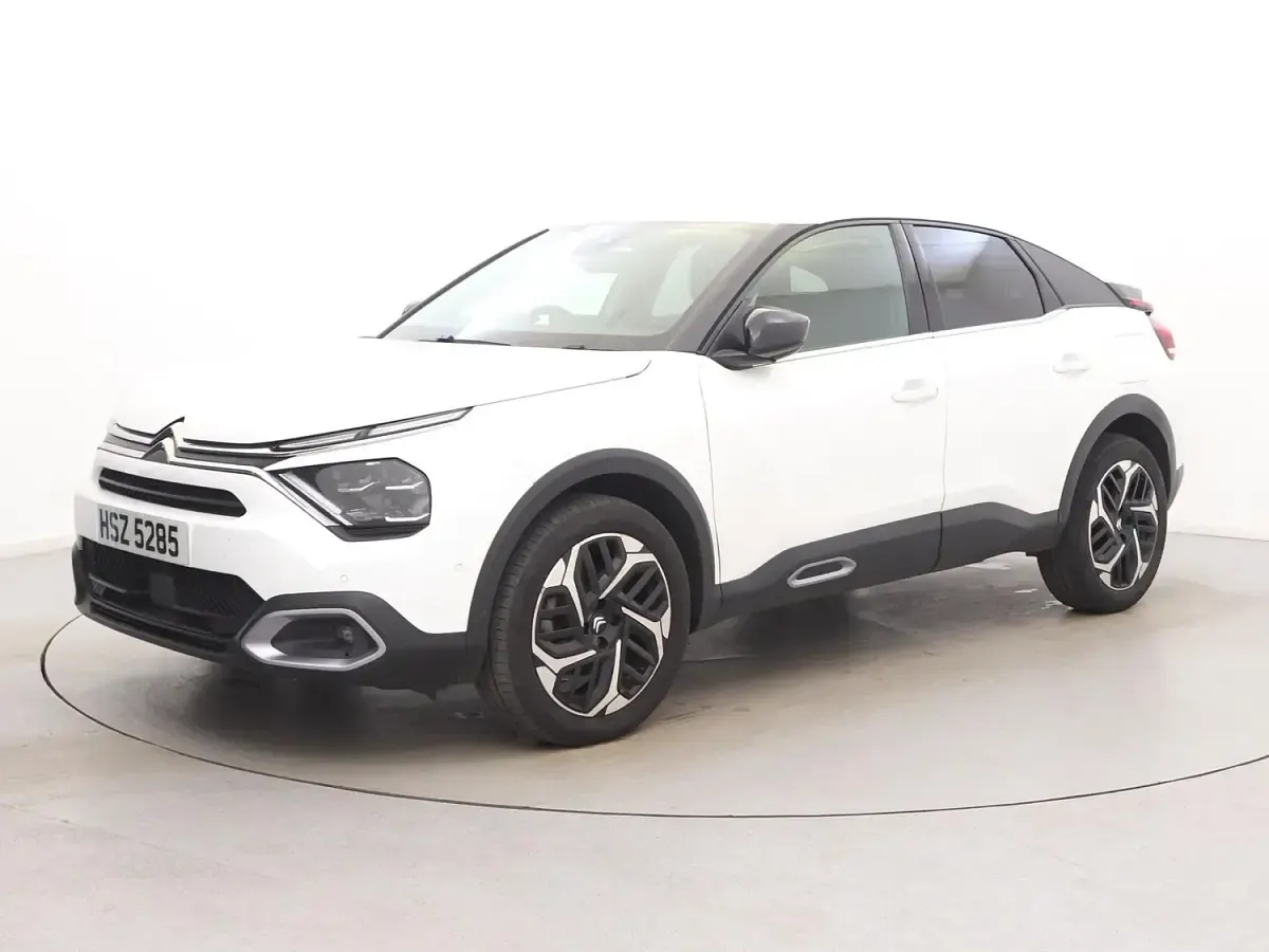 Used Citroën C4 PureTech 155 HP (114 kW) 2023 White SUV