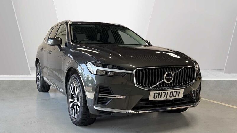 Used 2022 Volvo XC60 Inscription SUV | £33,490 (Fair price) - Image 1/3