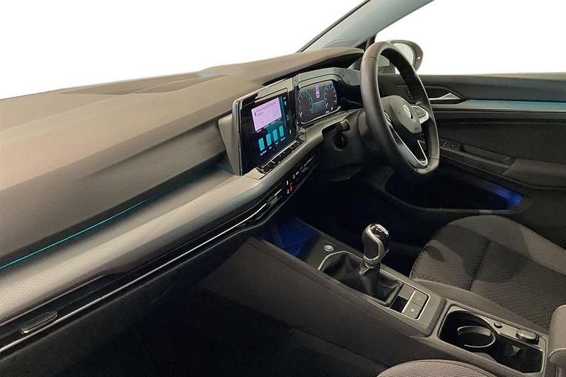 Used VW Golf VIII Active 150 HP (110 kW) 2022 Silver Hatchback