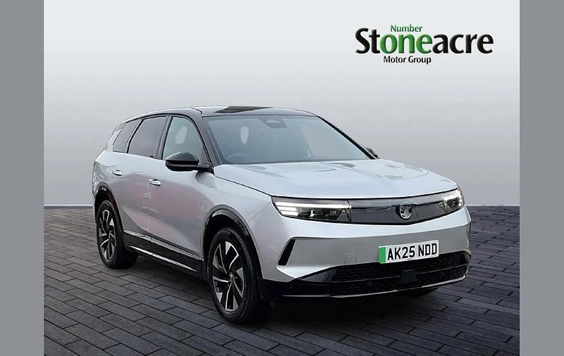 Used Vauxhall Grandland 156 kW (213 HP) 2025 Grey SUV