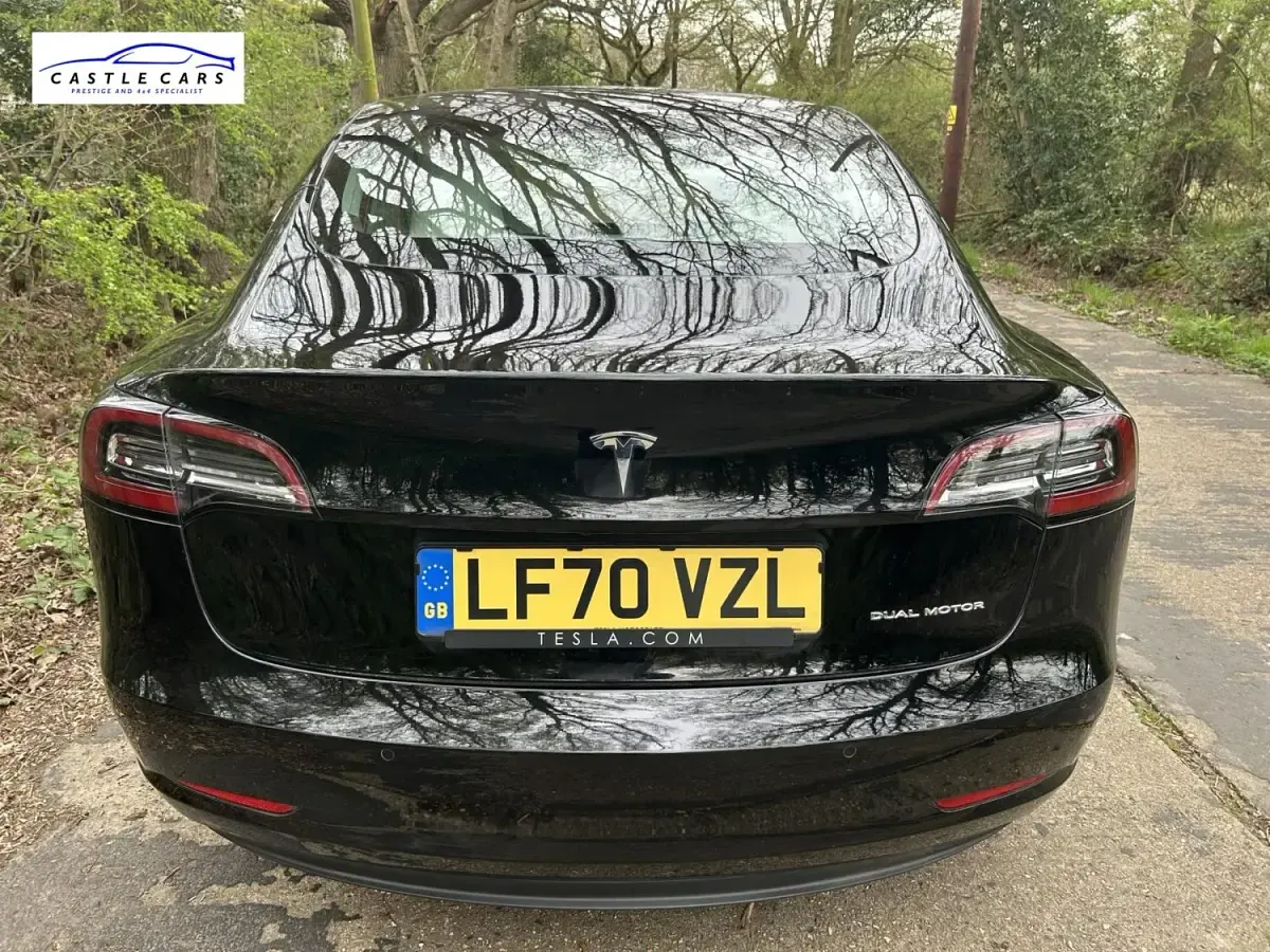 Używany Tesla Model 3 254 kW (346 KM) 2020 Czarny Sedan/Limuzyna
