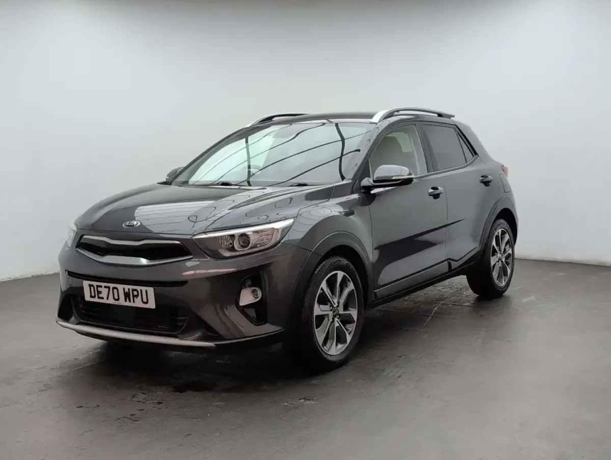 Usado Kia Stonic 118 CV (86 kW) 2020 Gris SUV