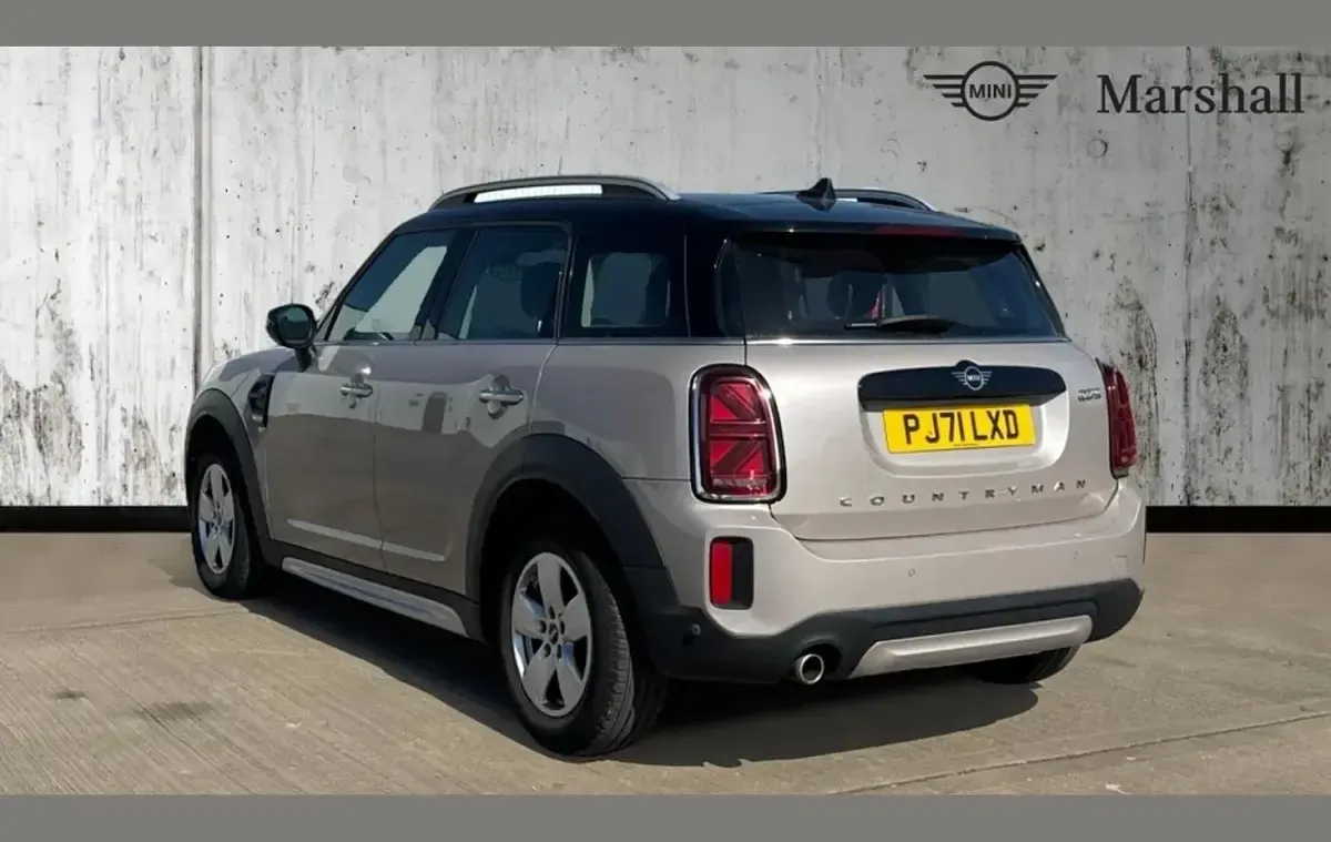 Usado Mini Cooper Countryman Classic 136 CV (100 kW) 2021 Gris SUV