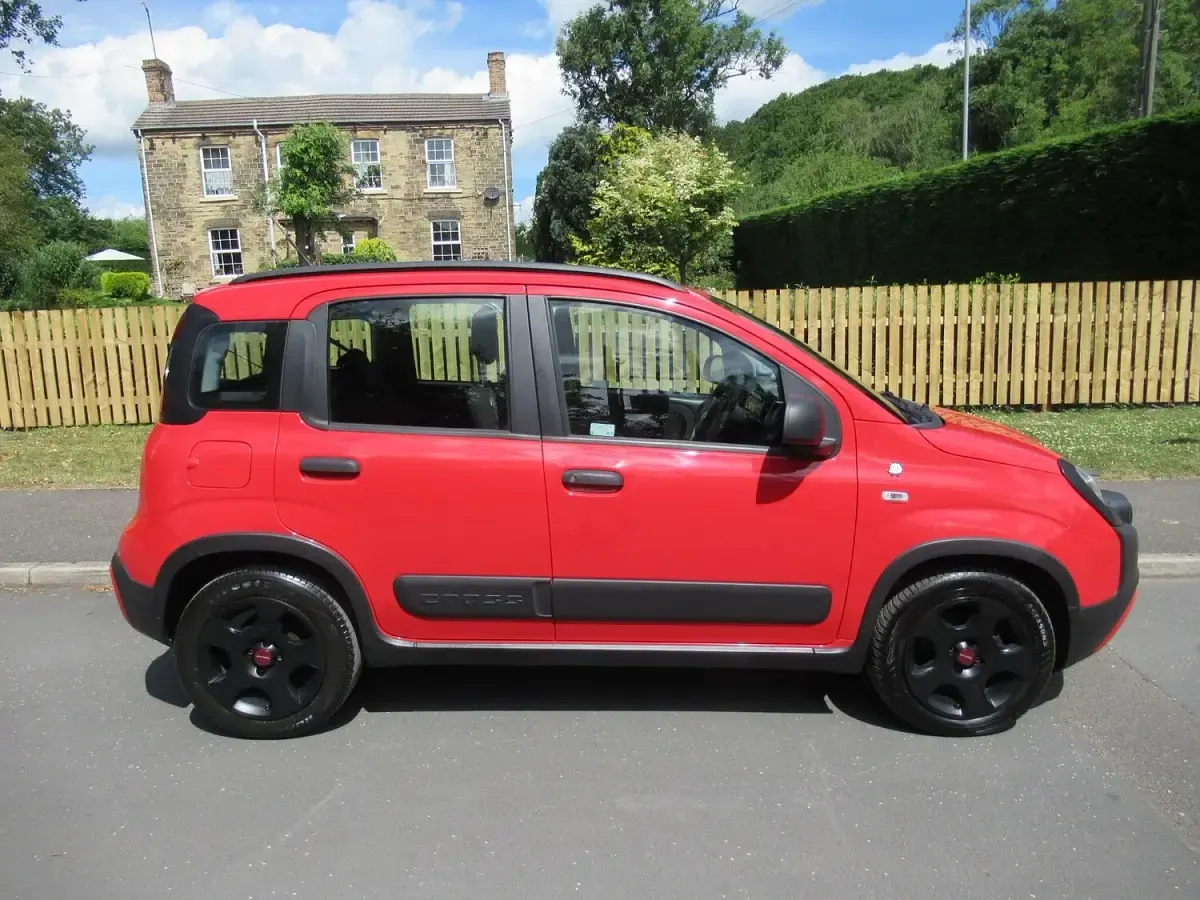 Used Fiat Panda 69 HP (50 kW) 2019 Red Hatchback