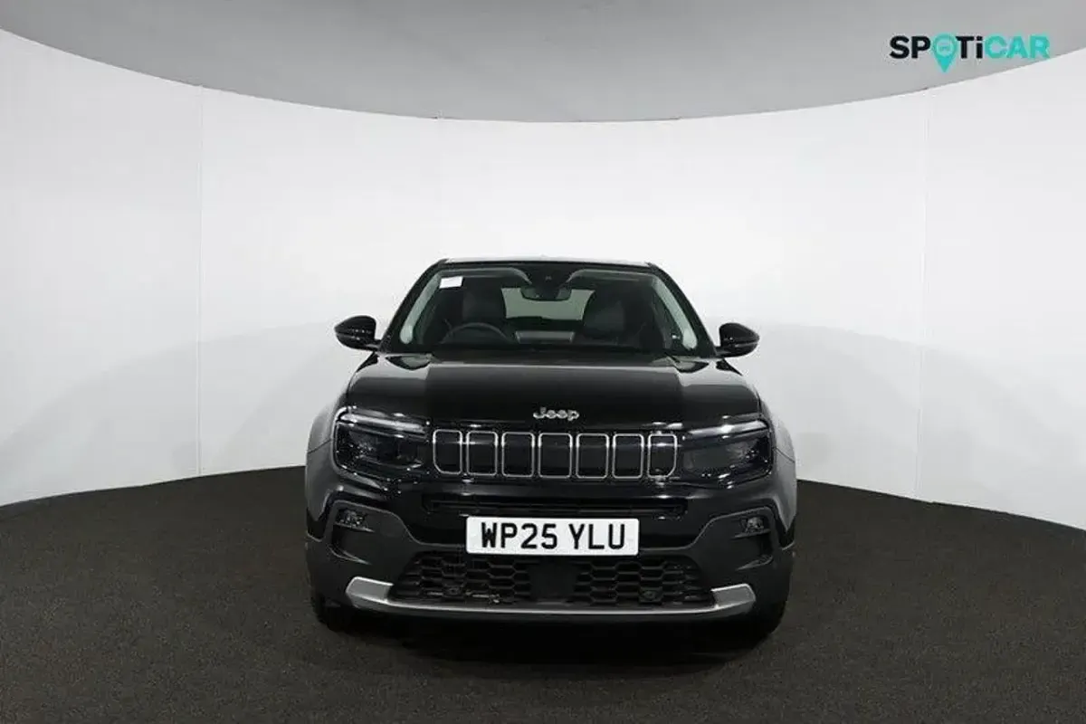 Begagnad Jeep Avenger Summit 101 HK (74 kW) 2025 SUV
