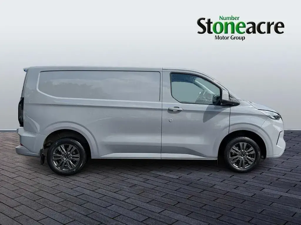 Used Ford Transit Custom Limited 136 HP (100 kW) 2024 Grey Van
