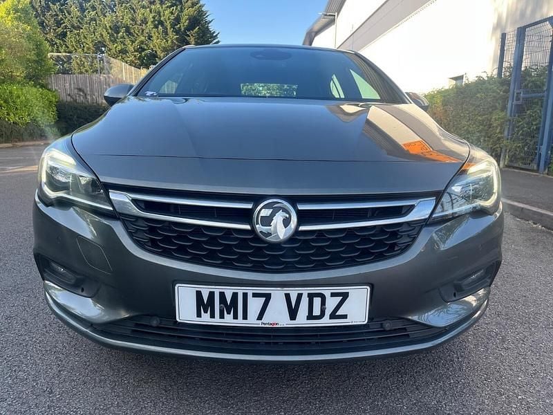 Grey Used 2017 Vauxhall Astra SRi Hatchback | £5,199 (Fair price) - Image 1/4