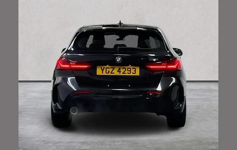 Used BMW 118 M Sport 134 HP (98 kW) 2022 Black Hatchback