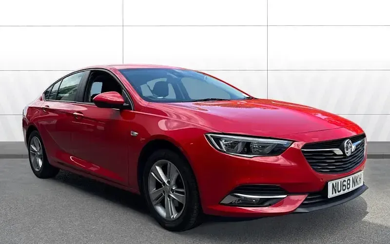 Used Vauxhall Insignia Design Edition 165 HP (121 kW) 2020 Hatchback