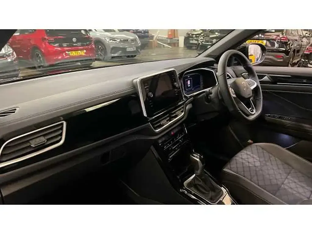 Used VW T-Roc R-line 150 HP (110 kW) 2025 Grenadilla black metallic SUV