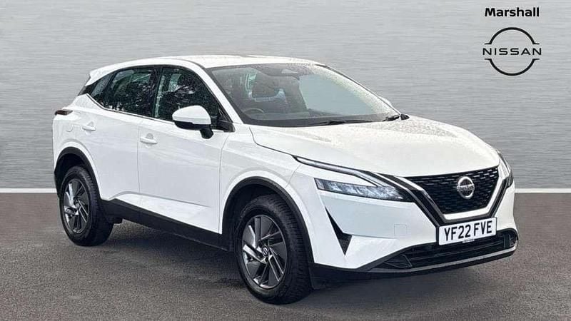White Used 2022 Nissan Qashqai Acenta Premium SUV | £16,581 (Good price) - Image 1/4