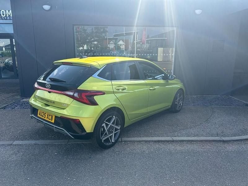 Used Hyundai i20 Premium 99 HP (72 kW) 2025 Lucid lime Hatchback