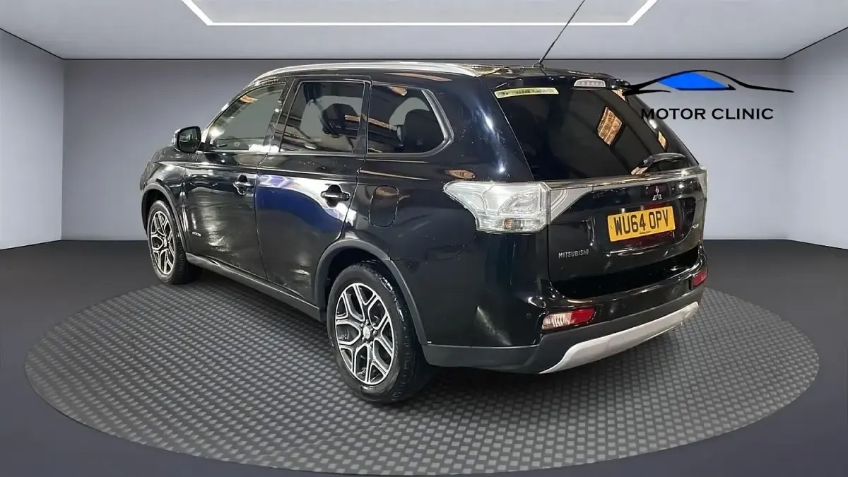 Used Mitsubishi Outlander 2014 Black SUV