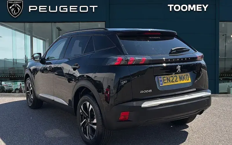 Used Peugeot 2008 Allure Premium 101 HP (74 kW) 2022 Black SUV