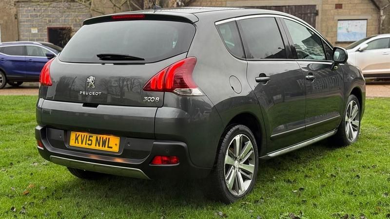 Begagnad Peugeot 3008 Allure 2015 Grå Halvkombi