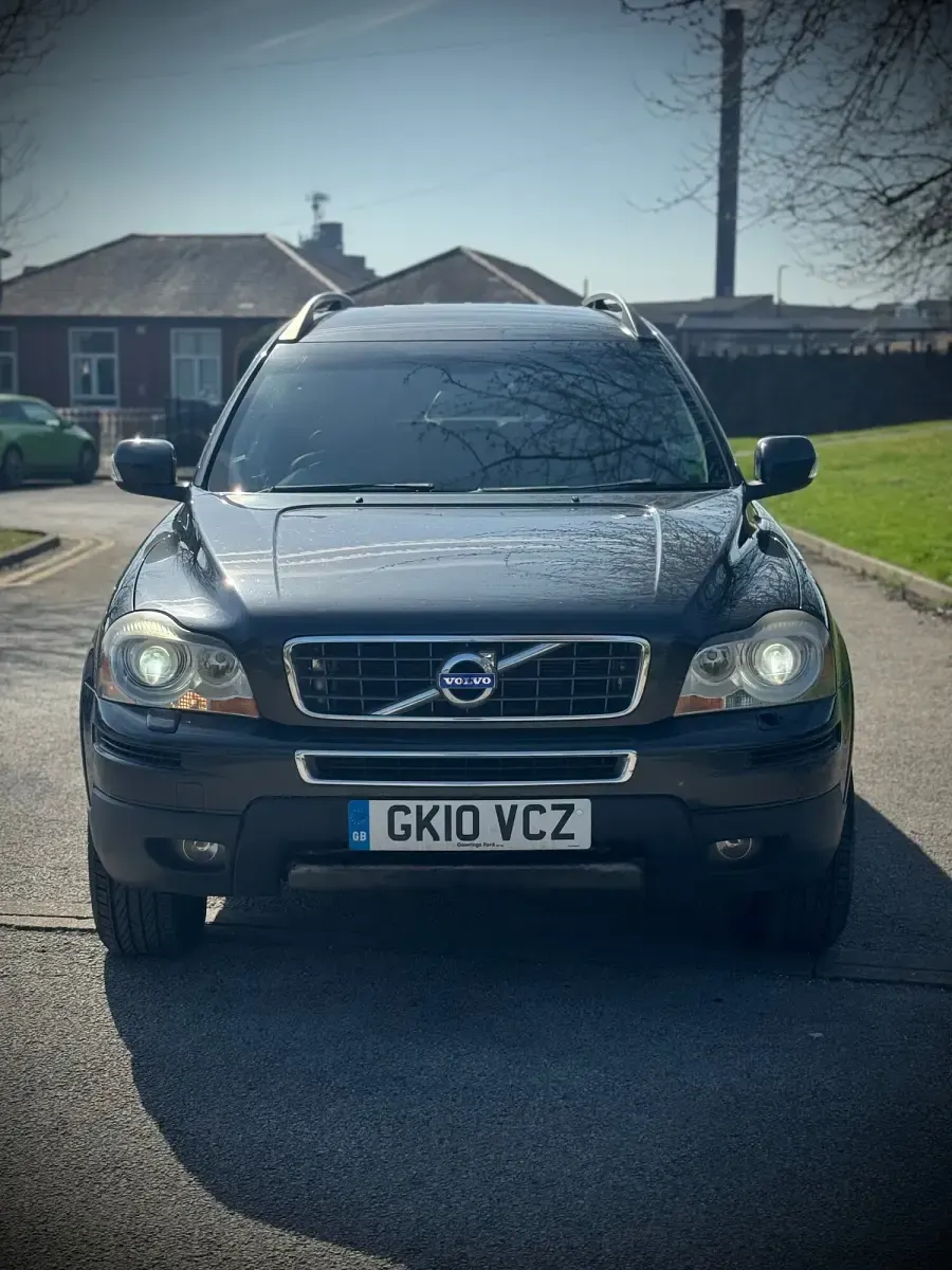 Used Volvo XC90 2010 Grey SUV