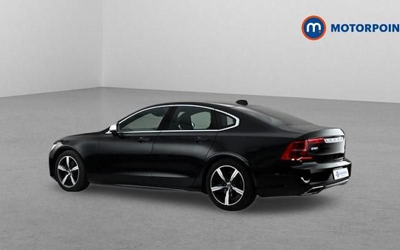 Usado Volvo S90 R-Design 190 HP (139 kW) 2019 Preto Sedan