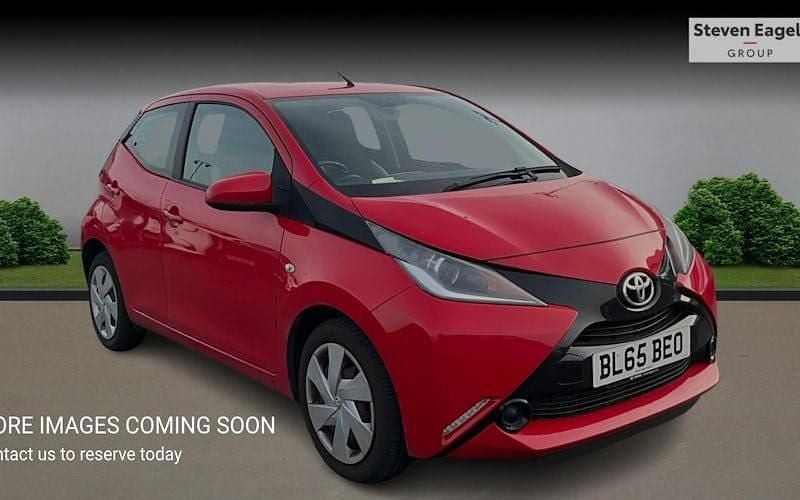 Used Toyota Aygo X-play 69 HP (50 kW) 2018 Hatchback