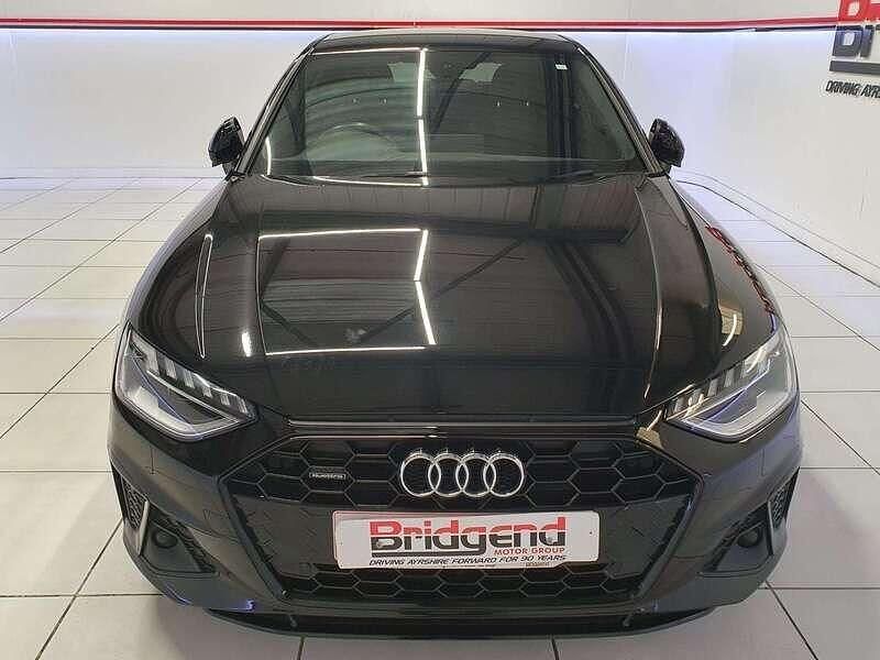 Begagnad Audi A4 Black Edition 2021 Svart Sedan
