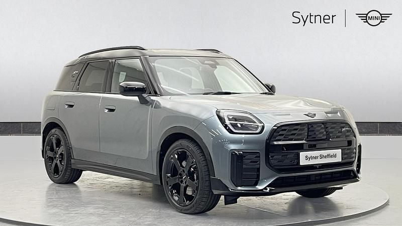 Green Used 2024 Mini Countryman Sport SUV | £35,500 (Fair price) - Image 1/4