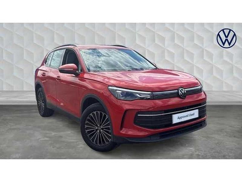Used 2025 VW Tiguan Life SUV | £28,000 (Expensive) - Image 1/4