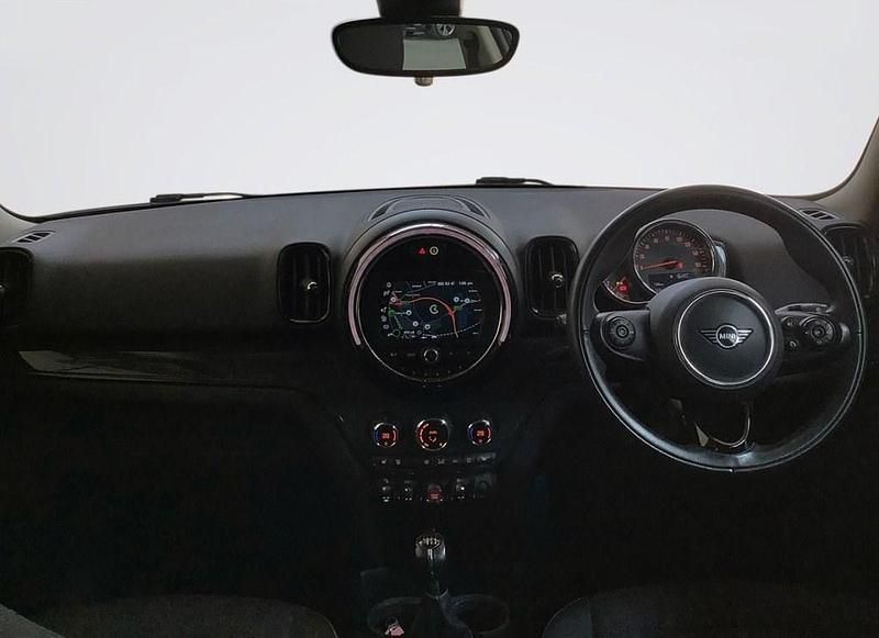 Used Mini Cooper Classic 136 HP (100 kW) 2018 Blue Hatchback