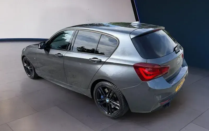 Used BMW 120 Efficient Dynamics 184 HP (135 kW) 2019 Grey Hatchback