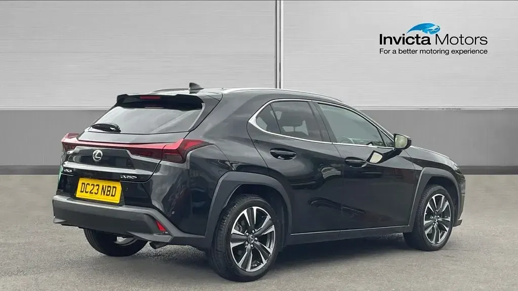 Used Lexus UX 250h 180 HP (132 kW) 2023 Black SUV