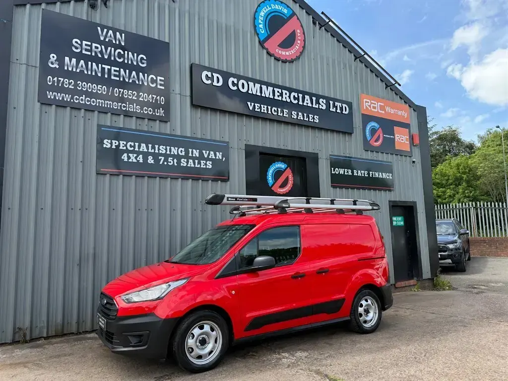 Used Ford Transit Connect 2021 Red MPV