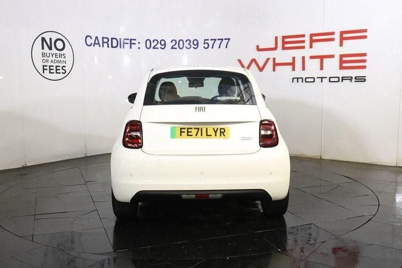 Used Fiat 500e Icon 86 kW (118 HP) 2021 White Hatchback