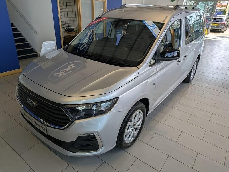New Ford Tourneo Titanium 2026 Estate