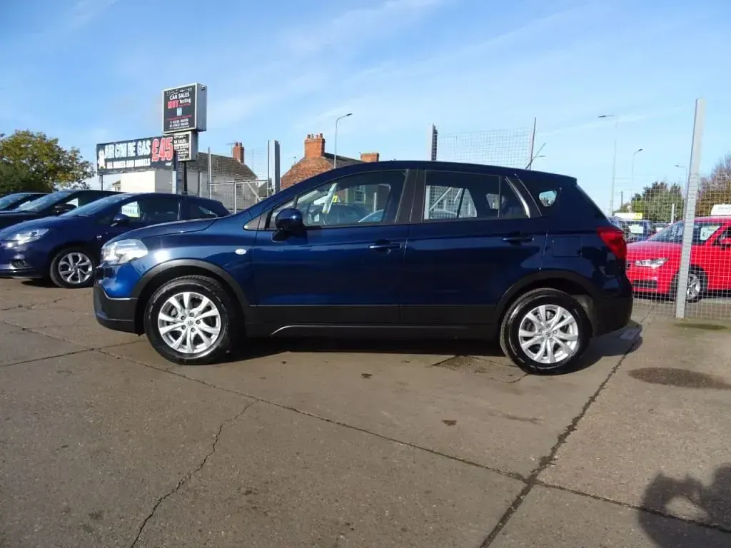 Used Suzuki SX4 SZ4 111 HP (81 kW) 2017 Blue Hatchback