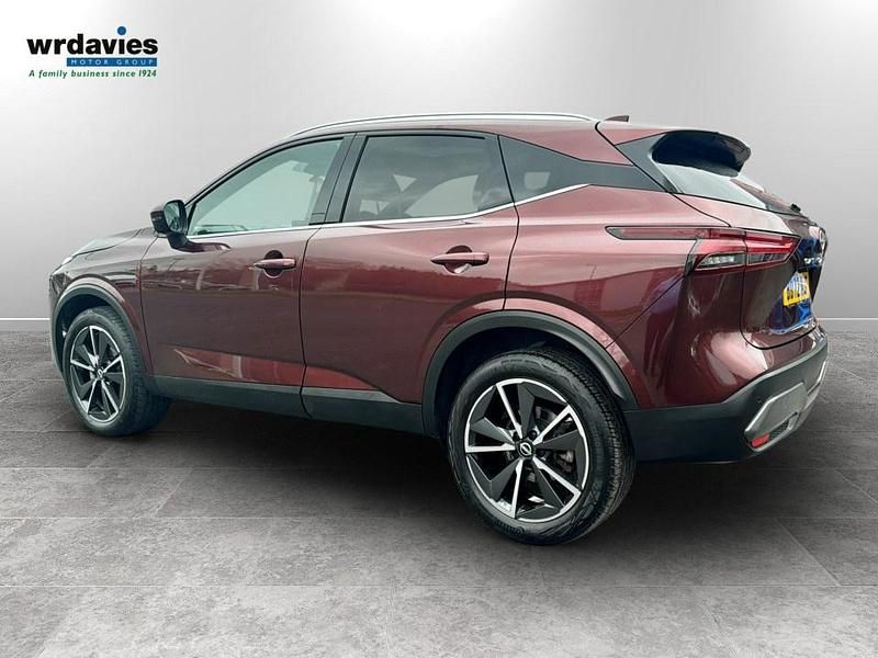 Used Nissan Qashqai Tekna 2022 Red SUV