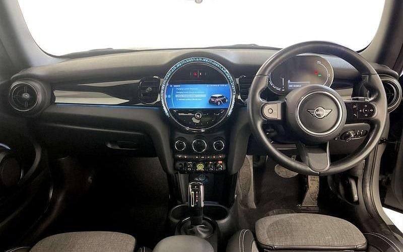 Used Mini Cooper Level 2 135 kW (184 HP) 2023 Hatchback