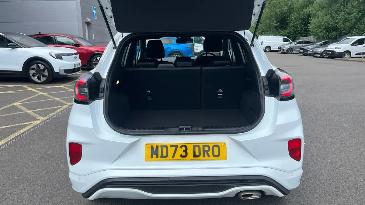 Used Ford Puma ST-Line X 125 HP (91 kW) 2023 White SUV