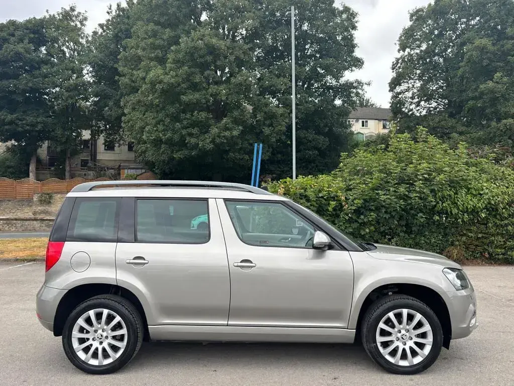 Used Skoda Yeti SE L 2015 Beige SUV